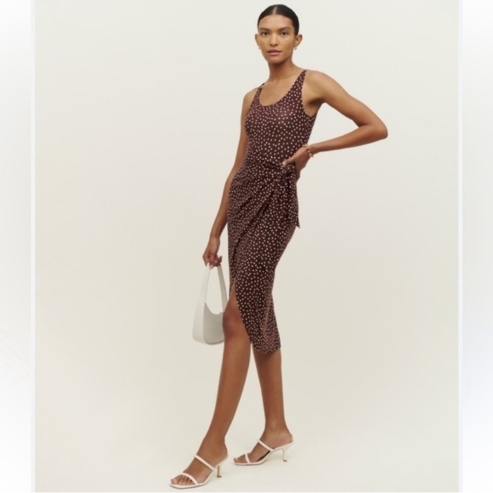 NWT Reformation Kaila Wrap Dress in Mocha Brown Polka Dots Size Medium - Picture 2 of 7
